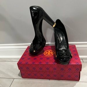 Tory Burch Platform Patent Pumps size 8